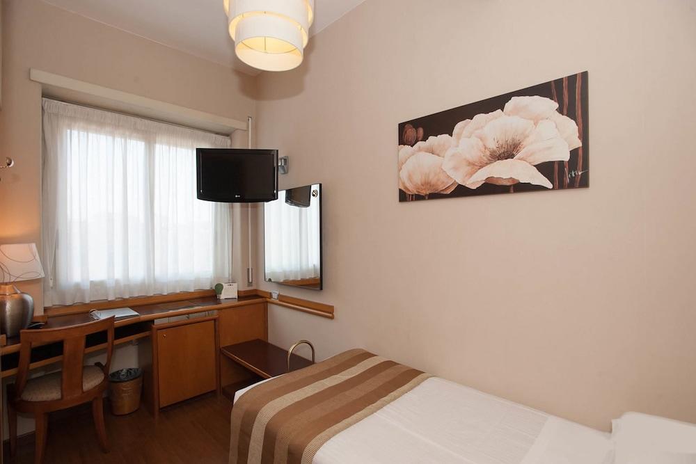Best Western Hotel Piccadilly Рим Екстериор снимка