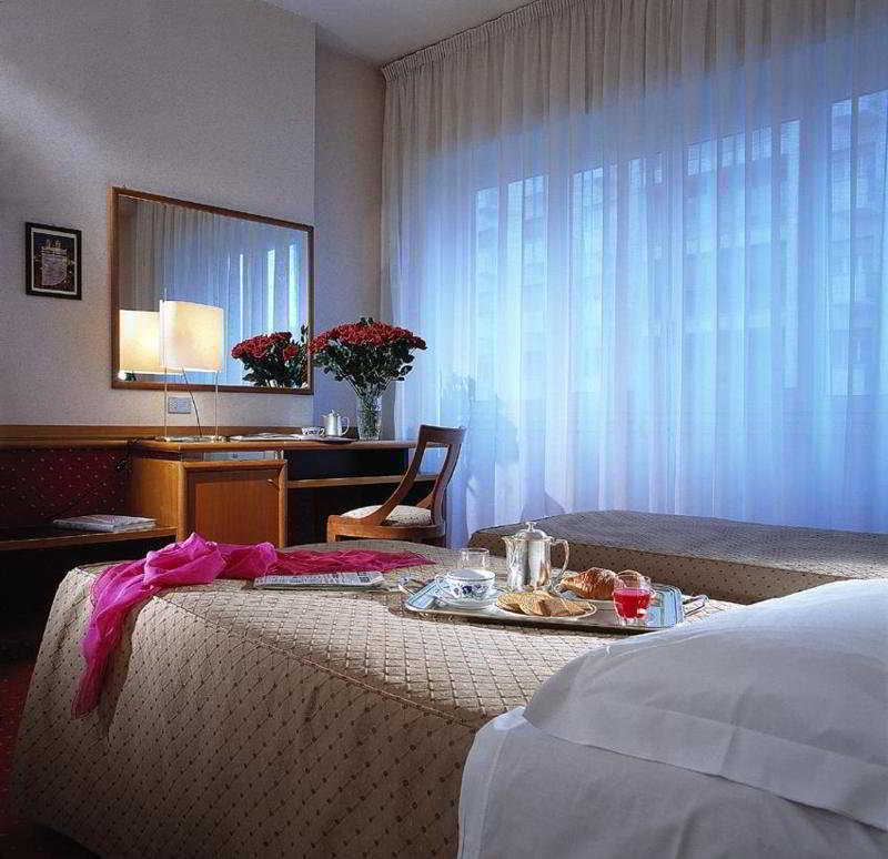 Best Western Hotel Piccadilly Рим Екстериор снимка